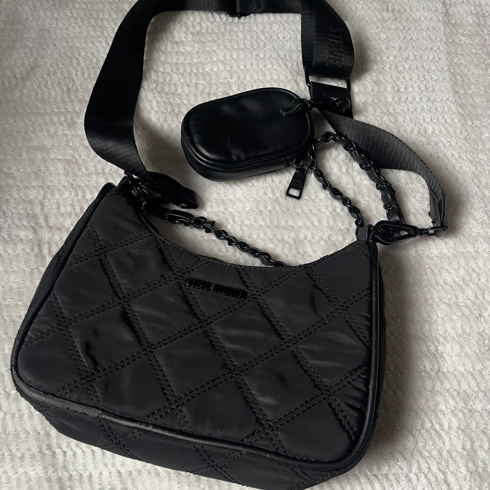 Steve Madden Black crossbody Bag with Chain Detail - Picture 5 of 8